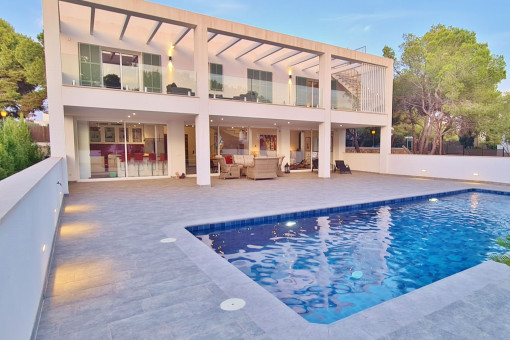 виллы на Cala d'Or