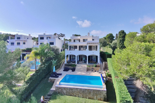 виллы на Cala d'Or