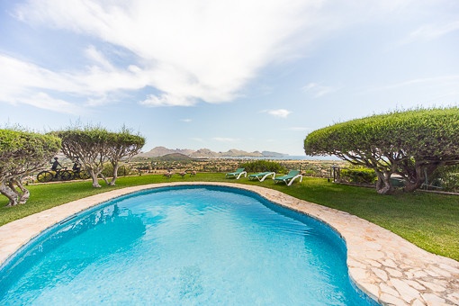 Idyllic garden views