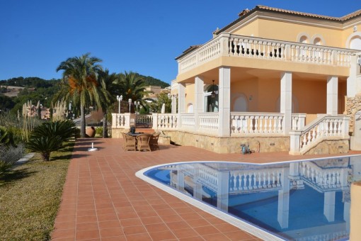 виллы на Camp de Mar