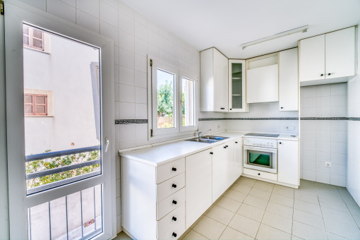 Alternative kitchen view