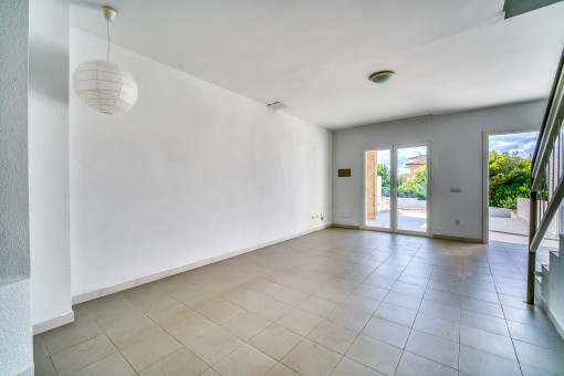 Spacious living area