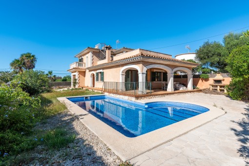 виллы на Cala Santanyi