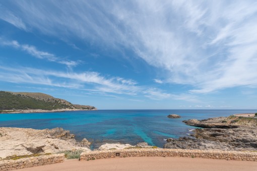дома на Cala Ratjada