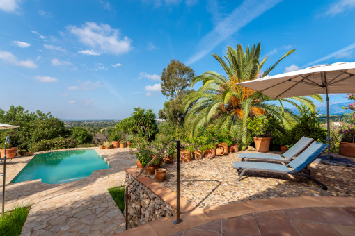 Stunning finca with breathtaking views, peaceful location, and separate guesthouse