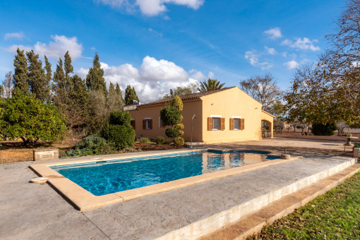Single-level finca with pool between Porreres and Felanitx