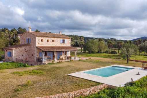Exclusive natural stone finca with pool and panoramic views in Algaida