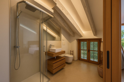 En-suite-bathroom