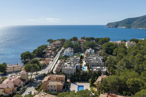 Pure quality of life: Stylish duplex with garden and panoramic rooftop terrace in Sant Elm