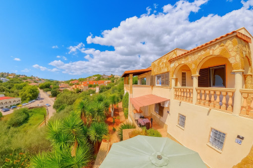 виллы на Cala Mandia