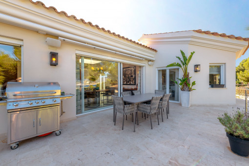 Villa for exceptional quality of life in the green surroundings of Nova Santa Ponsa