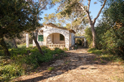 Bungalow for complete reformation