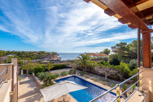 виллы на Cala Santanyi